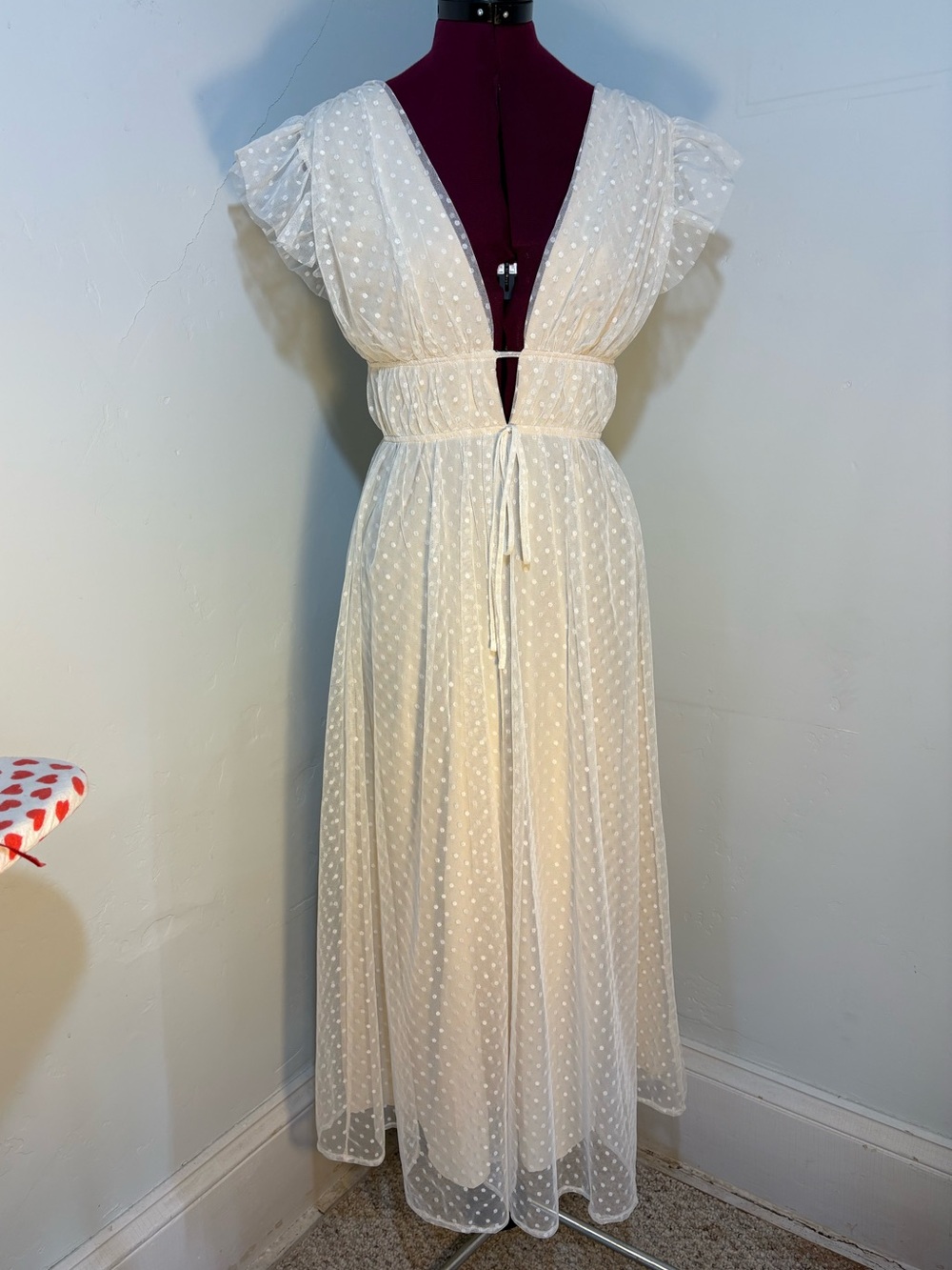 Lulus cream dot tulle party dress gown romantic fairy xs/small like new wedding